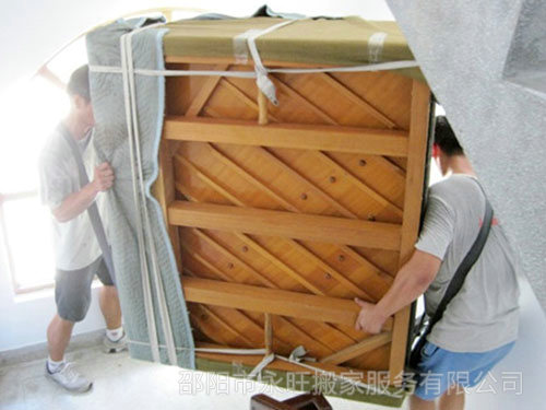 邵阳市永旺搬家服务有限公司,邵阳搬家服务,搬运钢琴,拆装家具
